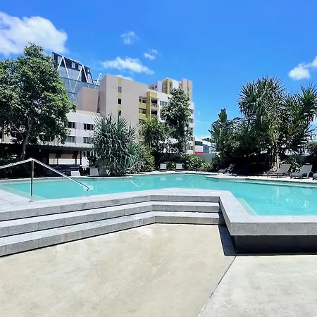 Apartment Modern Homely 2br W Parking Bowen Hills