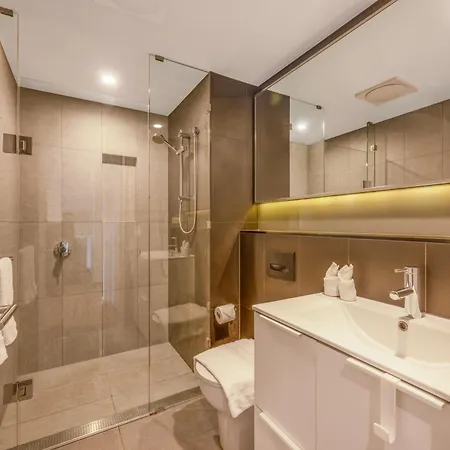 Apartment Modern Homely 2br W Parking Bowen Hills