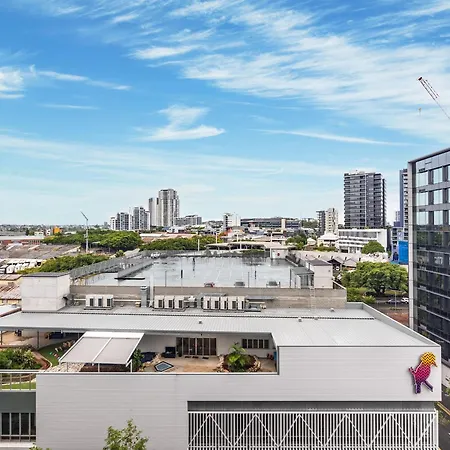 Modern Homely 2br W Parking Bowen Hills * Brisbane