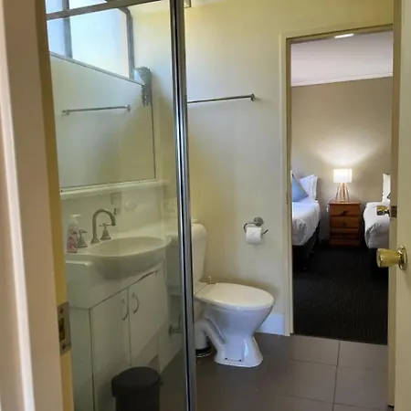 Charming Easy Access 2 Cbd By Custom Hosting * Brisbane