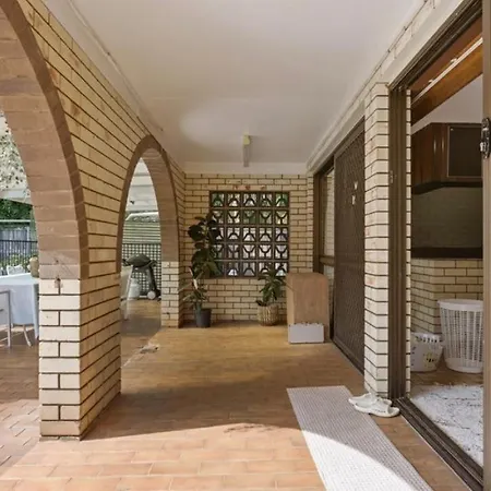 4br Big Family House With Huge Pool Holiday home Brisbane