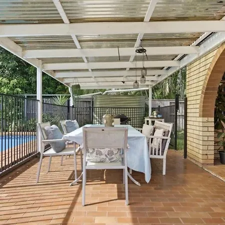 4br Big Family House With Huge Pool