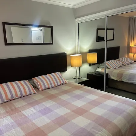 Apartment Spacious 2brm Free Parking