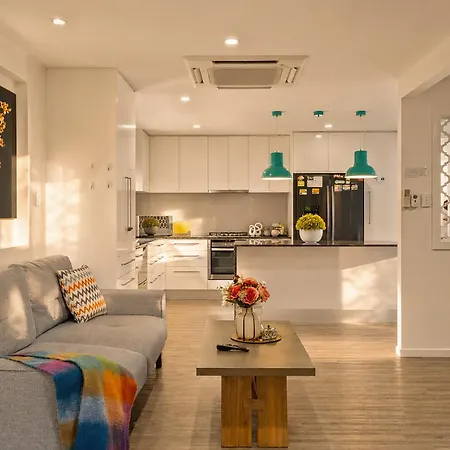 Spacious 4br Near Sunnybank With Modern Amenities Brisbane