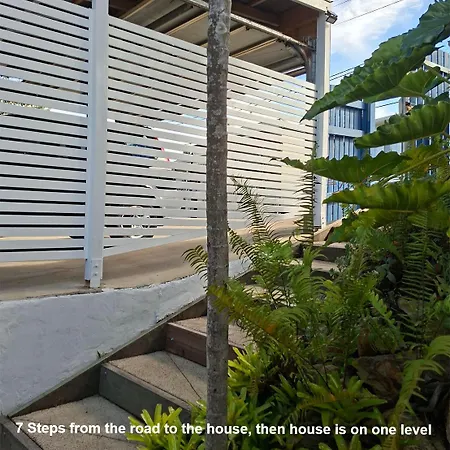 New Farm Escape Three Bedroom Free Parking