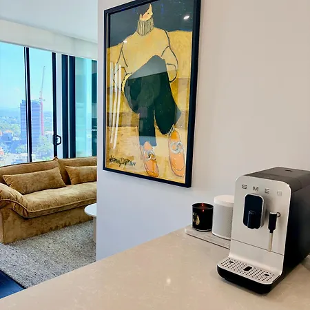 Horizon By Courtney Rogers - 2 Bedroom With Skyline Views, Parking, Heated Infinity Pool, Fitness Centre Apartment