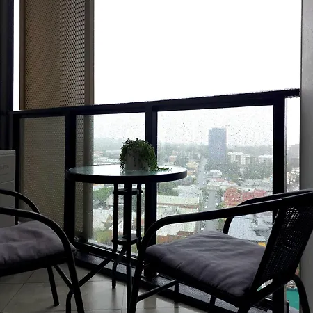 20th Floor Fortitude Valley 2br 1ba With Parking
