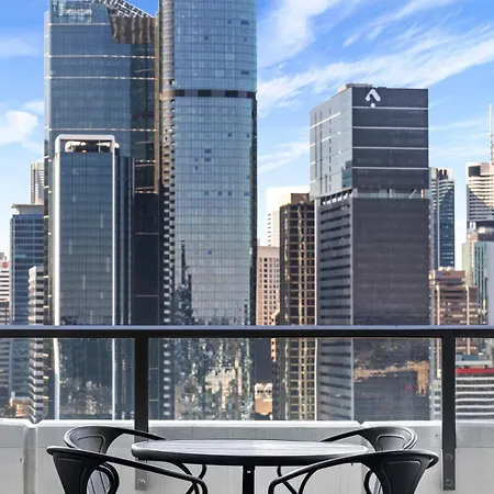 Scenic 2br With Balcony And Recreational Deck Access *