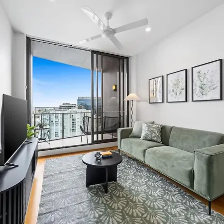 Capri - Free Secure Parking Apartment *