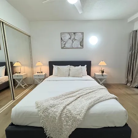 Prime Toowong 3br - Walk To Shops And Transport