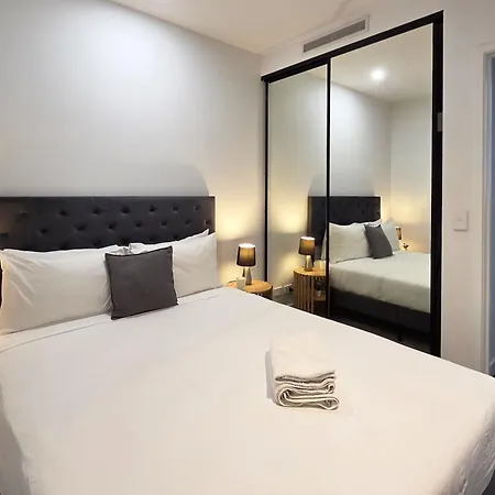 Apartment 20th Floor Fortitude Valley 2br 1ba With Parking *