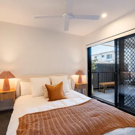 Premium 3br Floor With Parking, Ev Friendly & Views * Brisbane