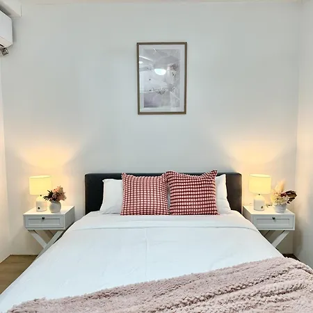 Prime Toowong 3br - Walk To Shops And Transport Apartment