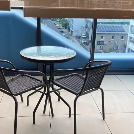 Comfy 1 Bedroom With Wifi And Parking * Brisbane