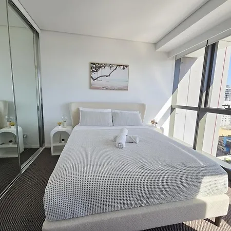 Cloud 17 Retreat - Meriton Soleil Private 1b * Brisbane