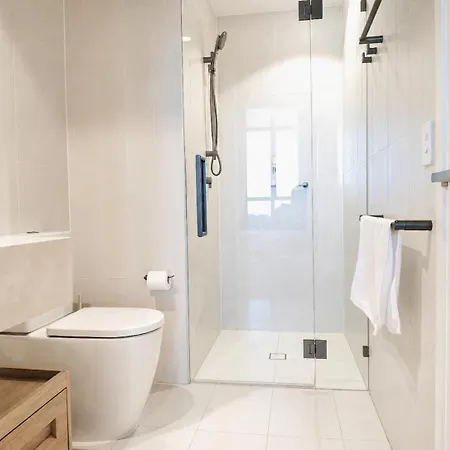 Queen's Wharf Lv 62 1bedroom - And Skyline View Apartment