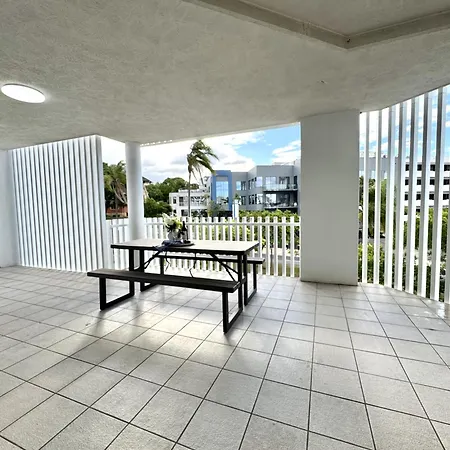 Prime Toowong 3br - Walk To Shops And Transport Brisbane