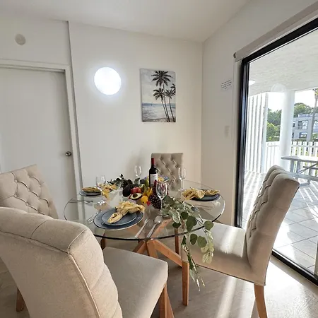 Apartment Prime Toowong 3br - Walk To Shops And Transport Brisbane
