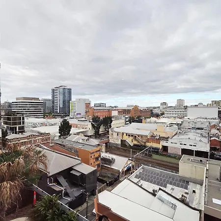 2br Fortitude Valley Pool Gym And Parking Brisbane