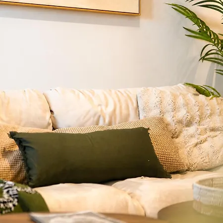 Apartment Boho Retreat - Walk To Gabba Stadium - Free Parking