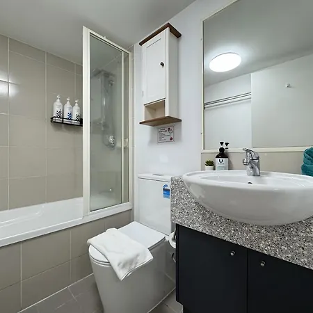 Apartment Prime Toowong 3br - Walk To Shops And Transport *