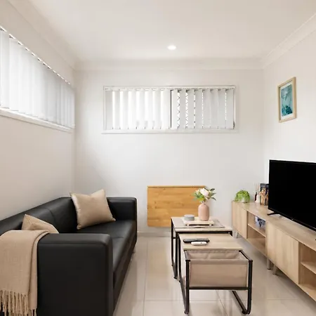 Apartment Smart Self Check-in - W Freney Brisbane