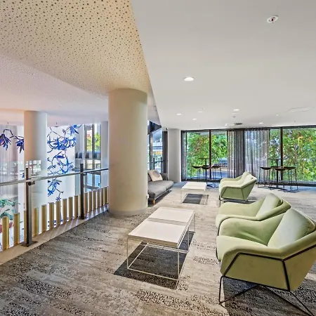 1 Bedroom With Stunning Views Heart Of Apartment *
