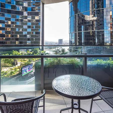 Apartment Queenswharf By Serain Residences