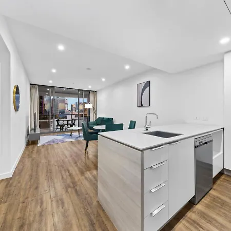 2br Escape At Lucid *