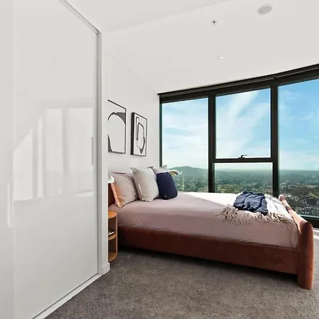 Skytower - 81st Floor, & River Views, Free Car Parking Brisbane