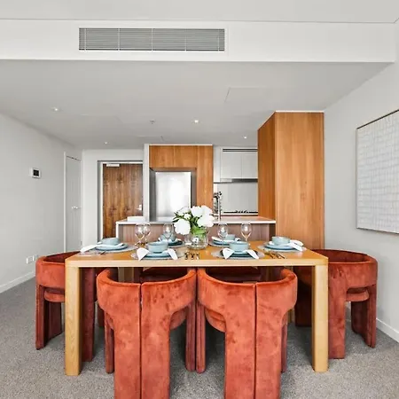 Apartment Skytower - 81st Floor, & River Views, Free Car Parking