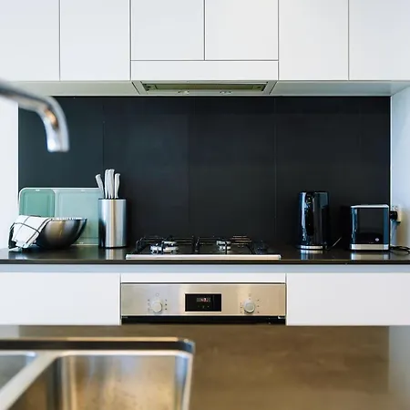 Skyline Serenity 2br With River & Views Apartment Brisbane