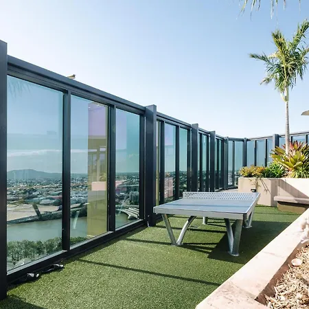 Apartment Twin Retreat With Views @ One
