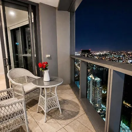 Luxury Riverfront Level 38 Queen's Wharf Tower Apartment Brisbane