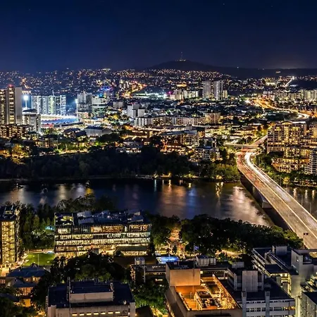 Luxury Riverfront Level 38 Queen's Wharf Tower * Brisbane