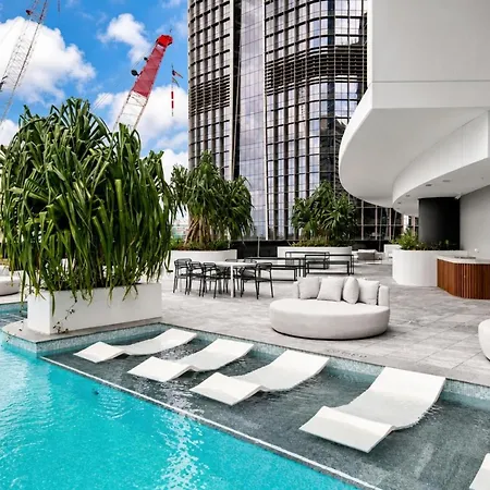 Luxury Riverfront Level 38 Queen's Wharf Tower Apartment Brisbane