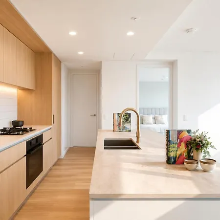 Apartment Milton Oasis Level 16- Luxury Near Milton Station *