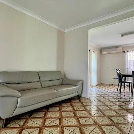 Walk To Market Square And Garden City! Macgregor * Brisbane