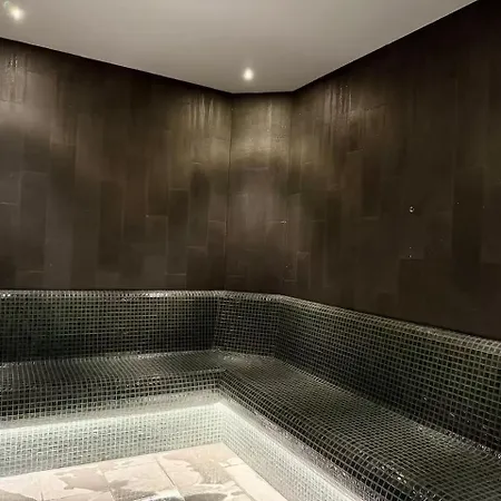 Apartment Tokyo Calm Elegant Cbd Escape At Queen's Wharf *