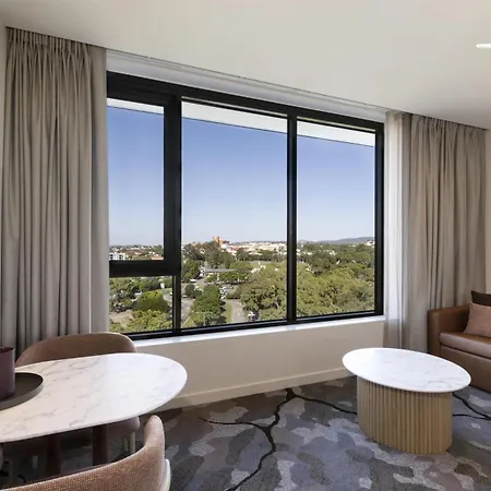 Hotel Adina Chermside 4*