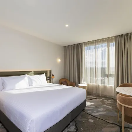 Adina Chermside