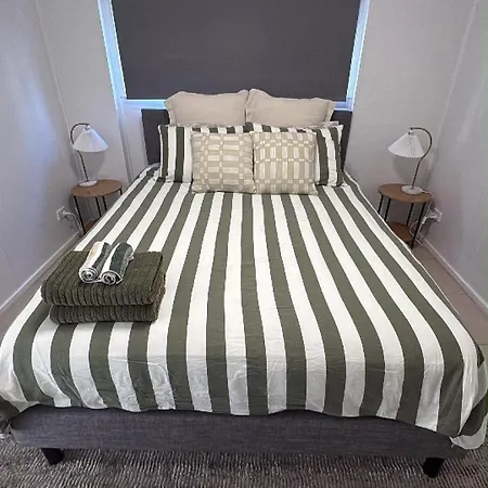 Holiday home Family Friendly One Bedroom *
