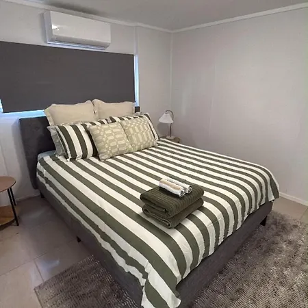 Family Friendly One Bedroom Holiday home