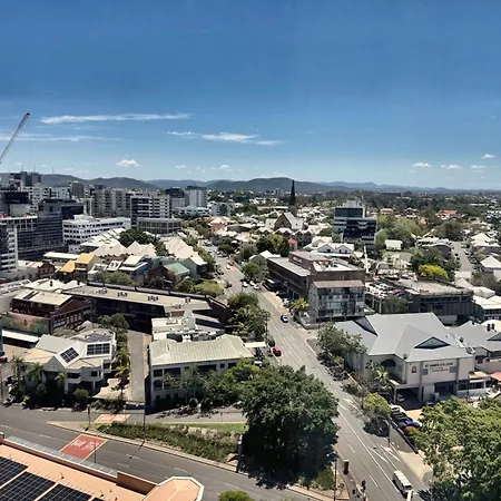 Two-bedroom Escape I Mantra On Queen Brisbane