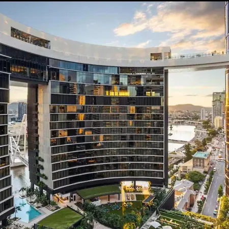 River View Retreat At Queens Wharf *