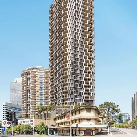 Spire On Queen Street - Free Car Park Apartment *