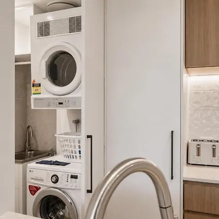 Apartment Riverside Modern 2br East With Parking Brisbane