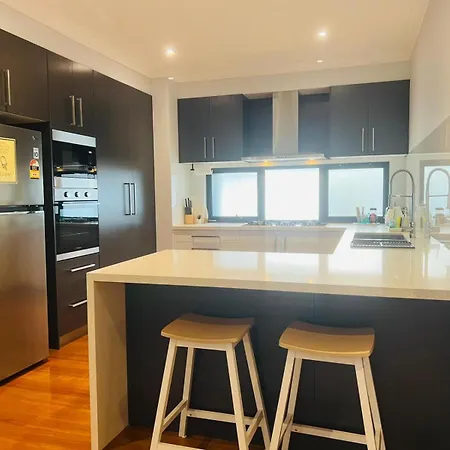 Kangaroo Point, Bromley Street Brisbane