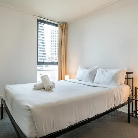 Modern 2br In Cbd | Pool | Gym | Parking Apartment *