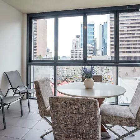 Modern 2br In Cbd | Pool | Gym | Parking Apartment *